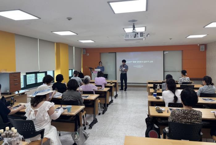 ▲ 한국AI교육진흥원 인터뷰&글쓰기 강의